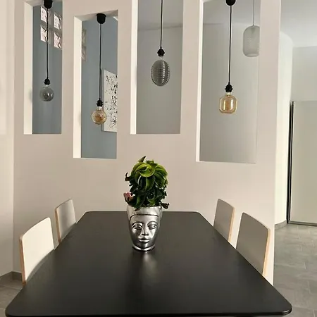 Bed and Breakfast 8 Marzo 4*