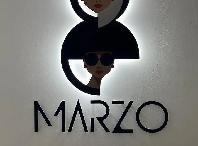 8 Marzo فندق مبيت وإفطار 3*